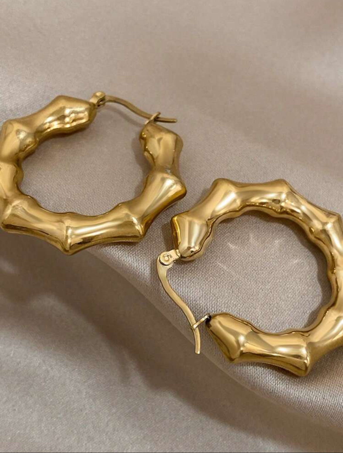 Maï