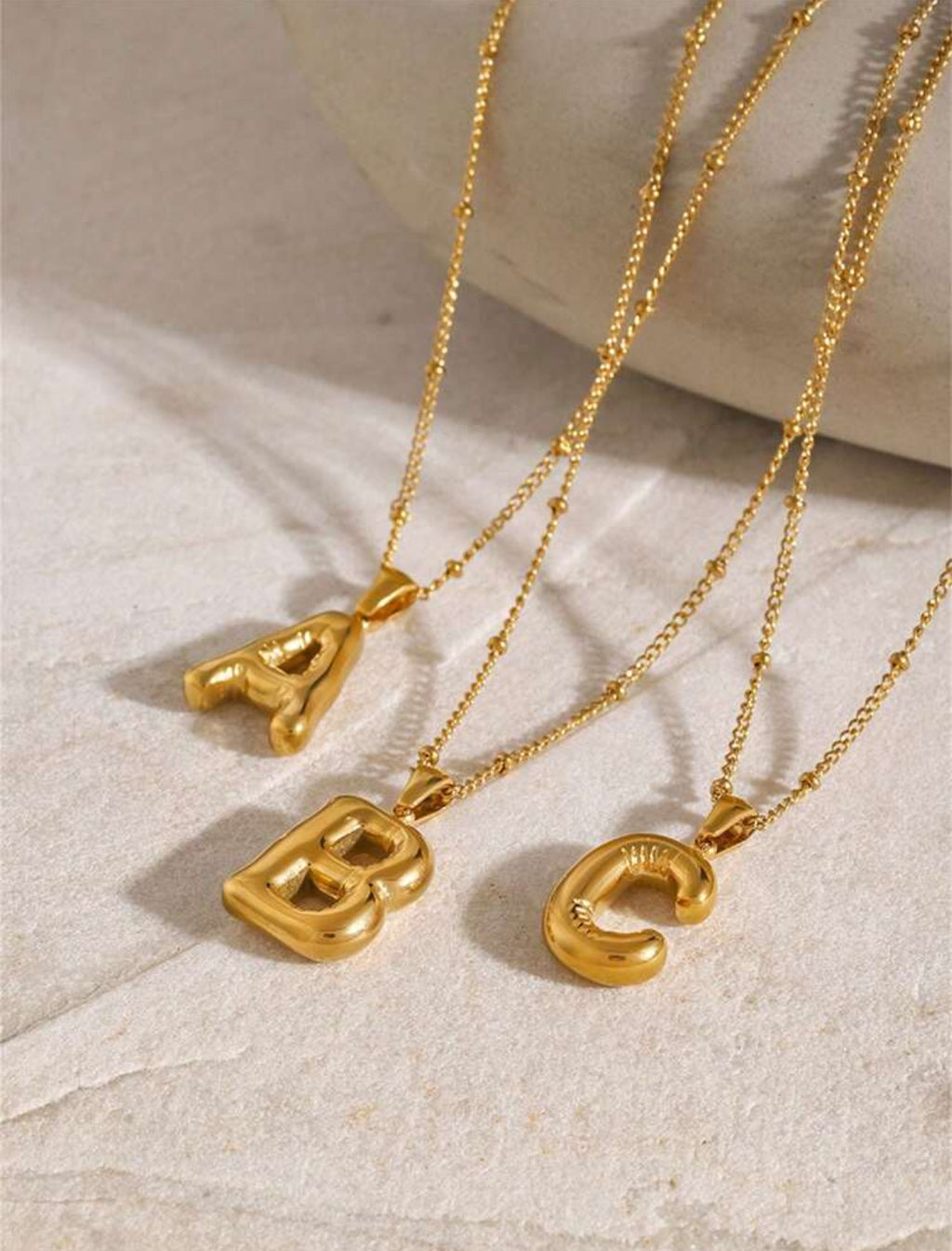 COLLIER INITIALE